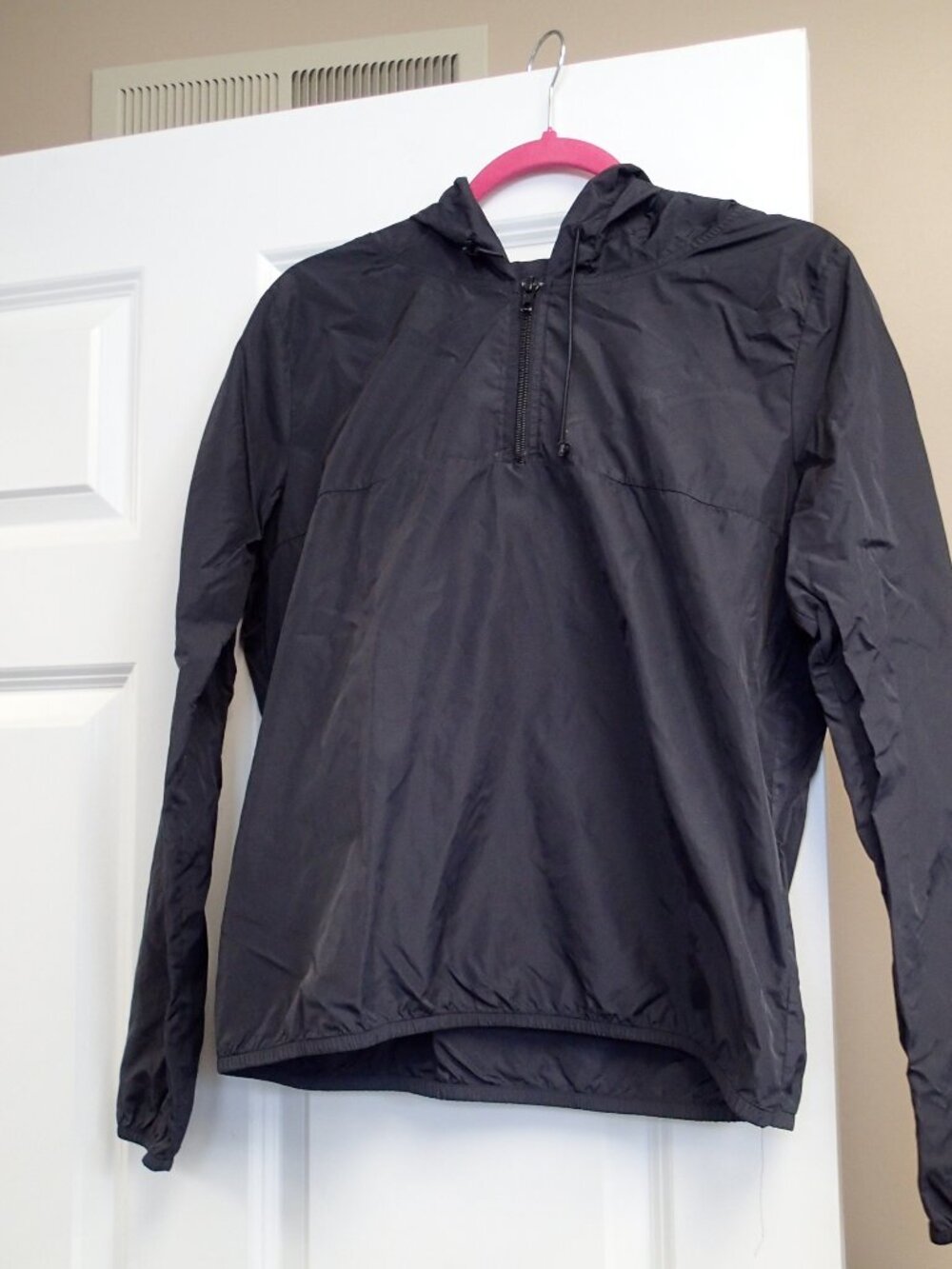 Black Women's Pink Windbreaker w/ hood Size XS